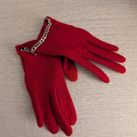 Lauren Ralph Lauren fitted red gloves w chain - Picture 2 of 9
